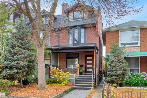 226 Lippincott St, Toronto, ON M5S 2P5