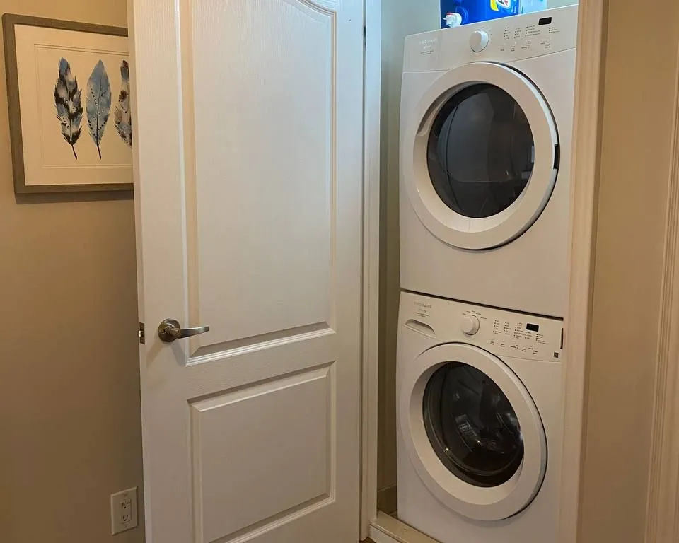 Att/Row/Twnhouse interior view at 137B Finch Ave Toronto