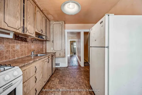 45 Strader Ave, Toronto, ON M6C 1R1