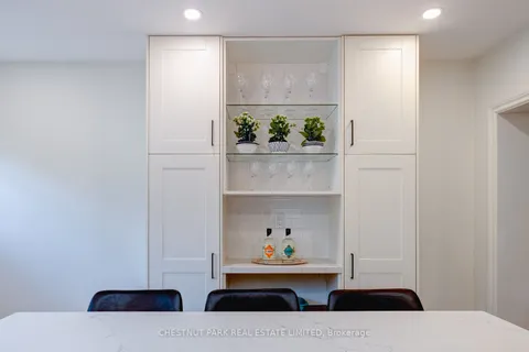 74 Earlsdale Ave, Toronto, ON M6C 1L3