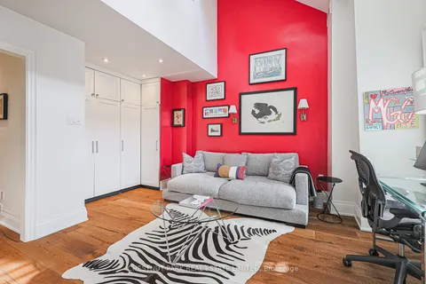 186 Macpherson Ave, Toronto, ON M5R 1W8