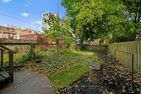 535 Brunswick Ave, Toronto, ON M5R 2Z6