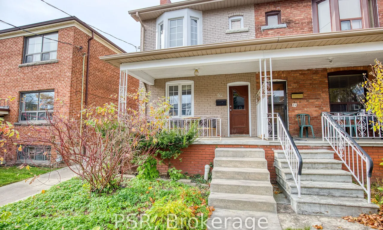 82 Greensides Ave, Toronto, ON M6G 3P7