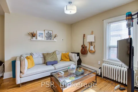 82 Greensides Ave, Toronto, ON M6G 3P7