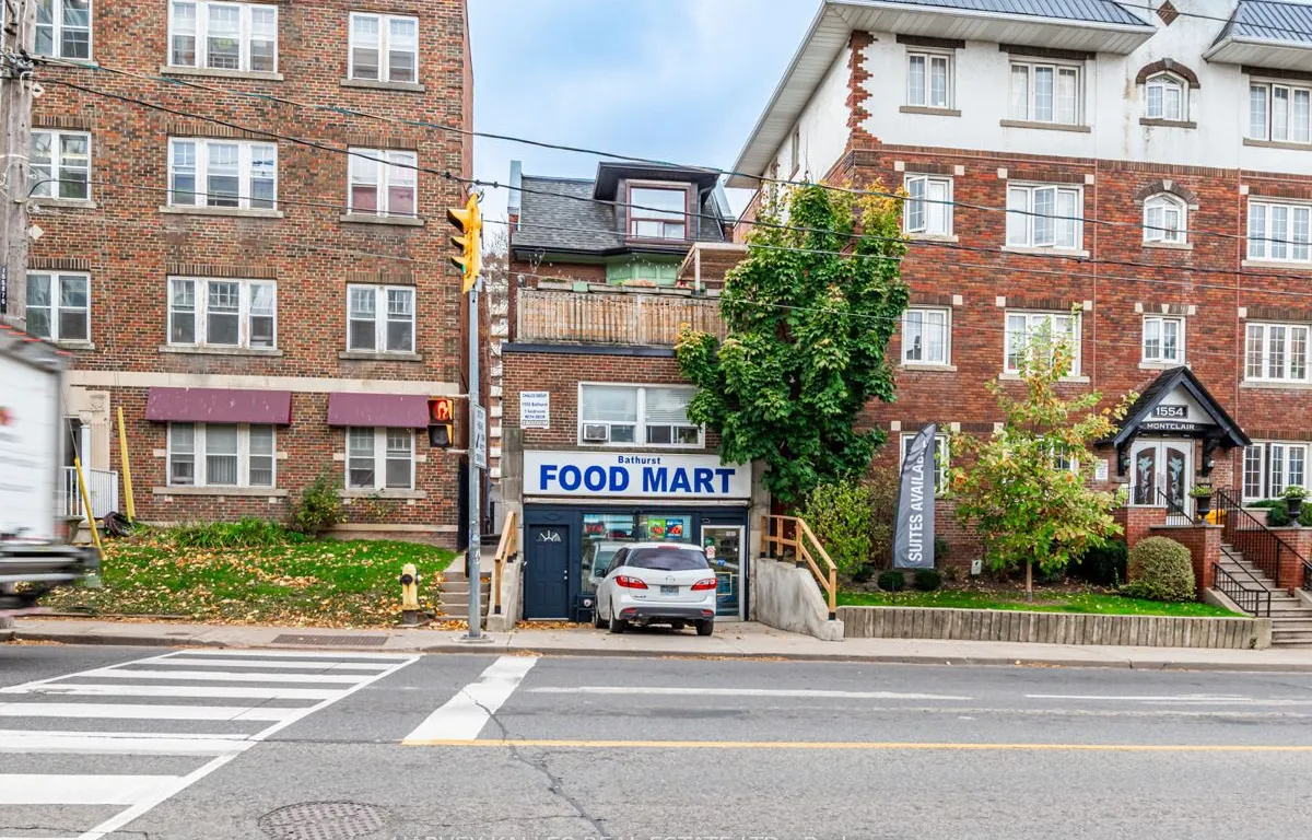 1552 Bathurst St, Toronto, ON M5P 3H3