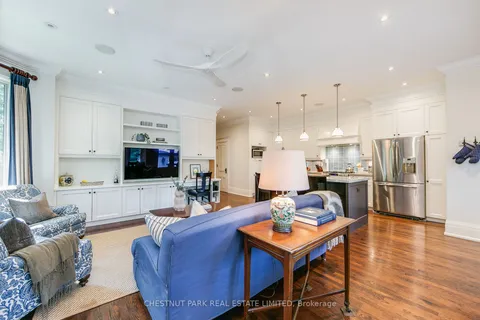 58 Lytton Blvd, Toronto, ON M4R 1L3