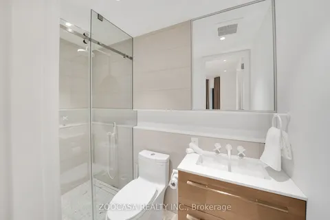 47 Roxborough St, Toronto, ON M5R 1T9