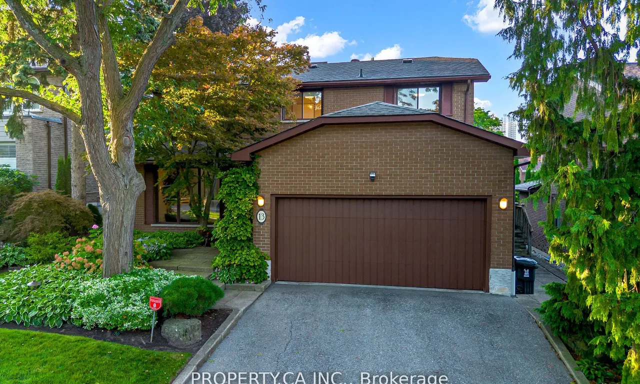 13 Mistflower Rd, Toronto, ON M2H 3G8