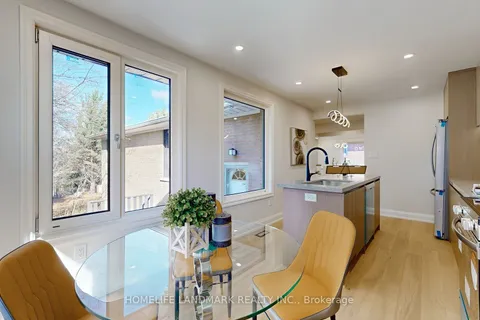 46 Bruce Farm Dr, Toronto, ON M2H 1G5