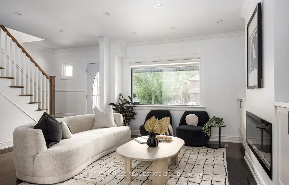 272 St Clements Ave, Toronto, ON M4R 1H5