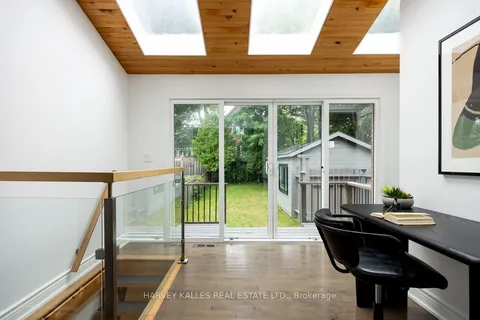 272 St Clements Ave, Toronto, ON M4R 1H5