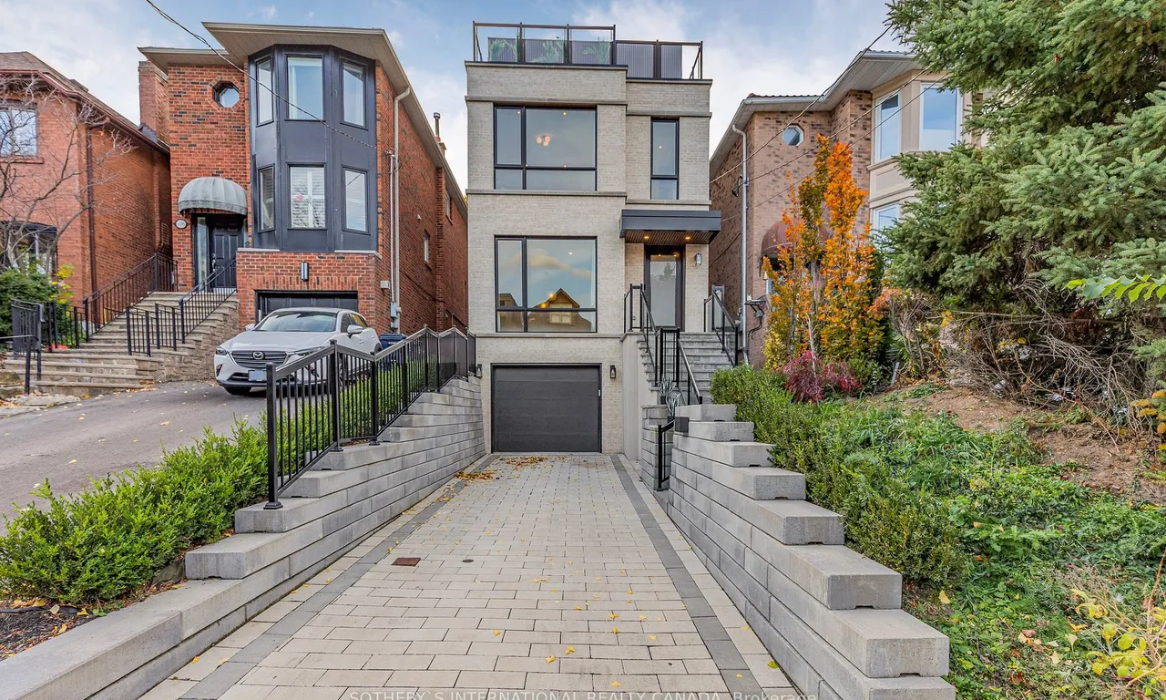 678 Oriole Pkwy, Toronto, ON M4R 2C5