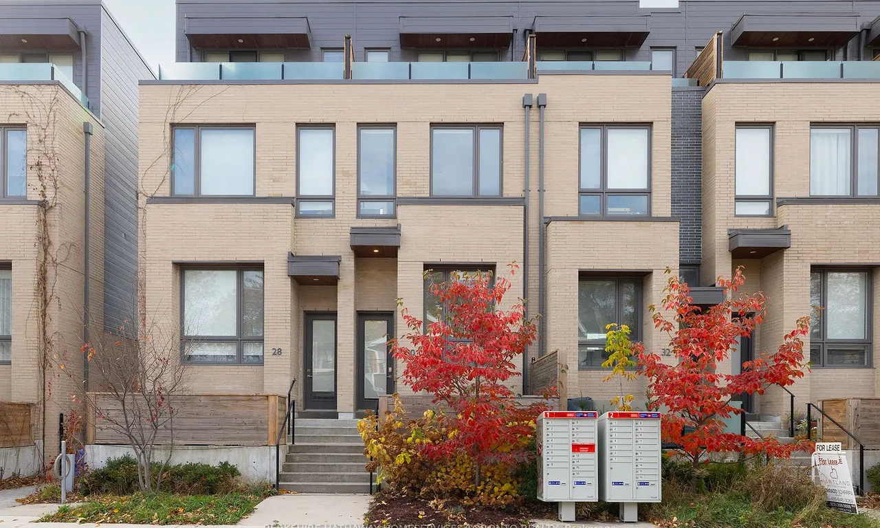 30 Perth Ave, Toronto, ON M6R 0A8