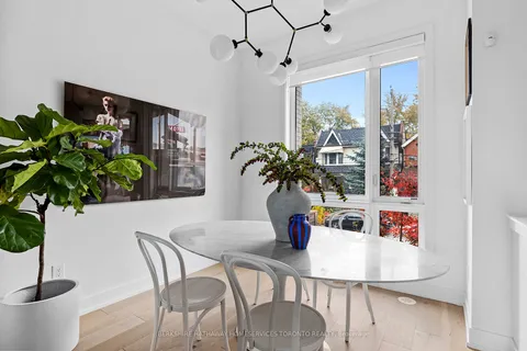 30 Perth Ave, Toronto, ON M6R 0A8
