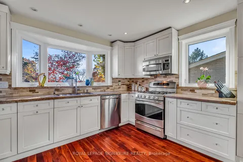 75 Valentine Dr, Toronto, ON M3A 3J7