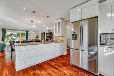 75 Valentine Dr, Toronto, ON M3A 3J7