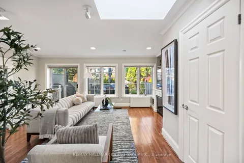 282 St Clements Ave, Toronto, ON M4R 1H5