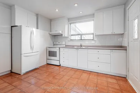 154 Ranee Ave, Toronto, ON M6A 1N4