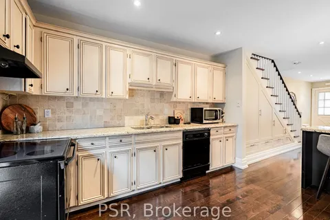 478 Merton St, Toronto, ON M4S 1B3