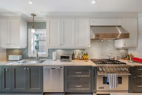 83 Lascelles Blvd, Toronto, ON M5P 2E3