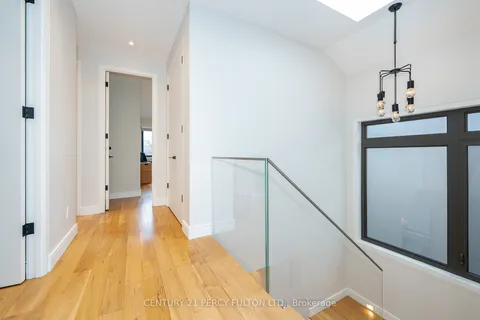 323 Douglas Ave, Toronto, ON M5M 1H2