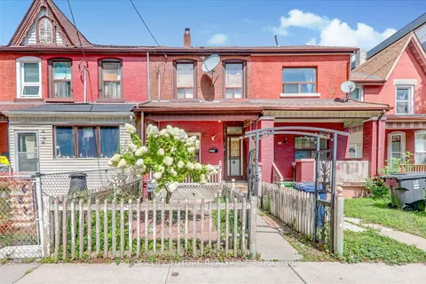 56 Sullivan St, Toronto, ON M5T 1C1