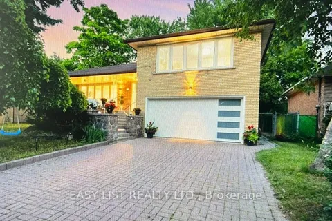 5 Stonedene Boulevard, Toronto, ON M2R 3C6
