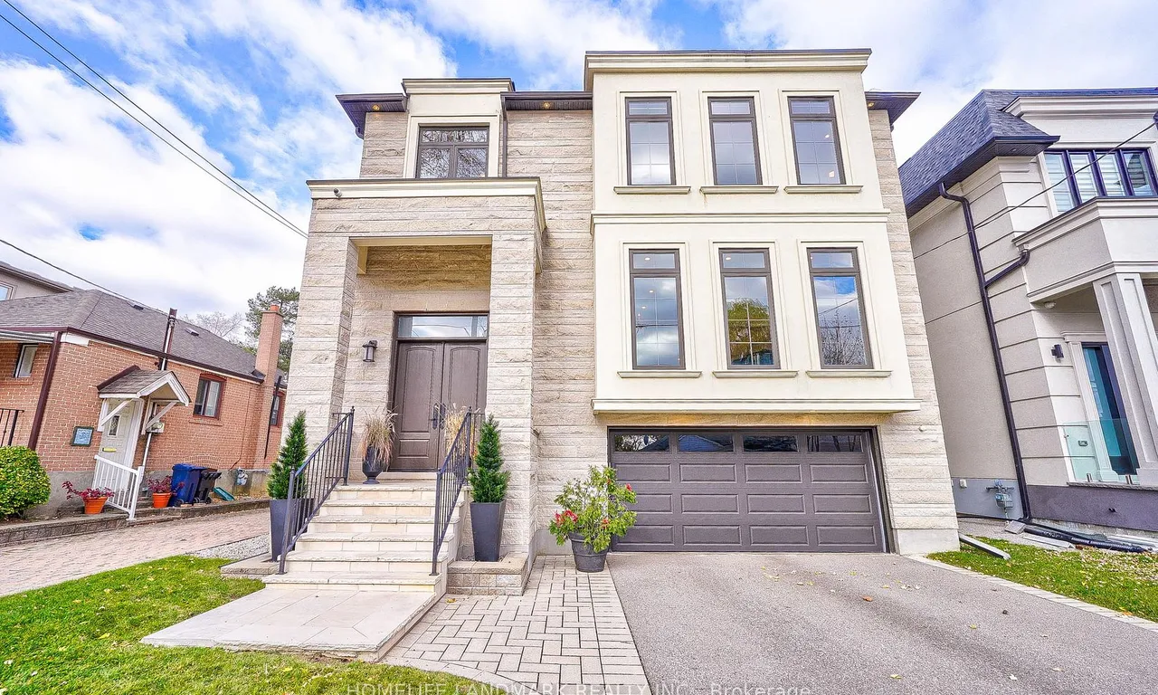110 Mcallister Rd, Toronto, ON M3H 2N6