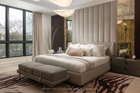 106 Glenayr Rd, Toronto, ON M5P 3C2