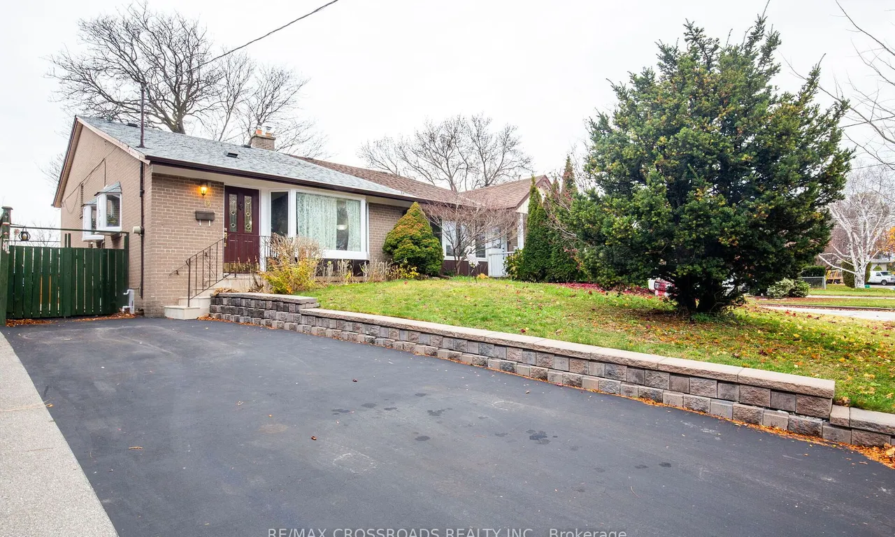 14 Baltray Cres, Toronto, ON M3A 2H4