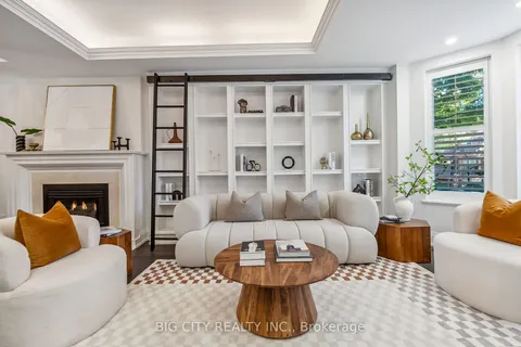 159 Brunswick Ave, Toronto, ON M5S 2M3