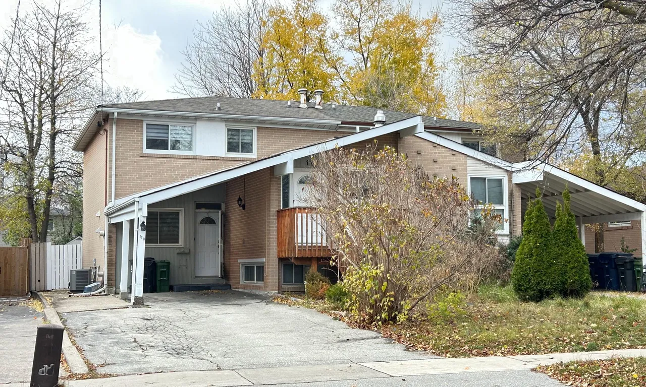 110 Elise Terr, Toronto, ON M2R 2X1