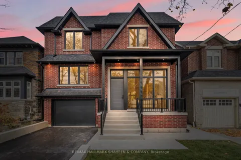 66 Parkhurst Blvd, Toronto, ON M4G 2E2