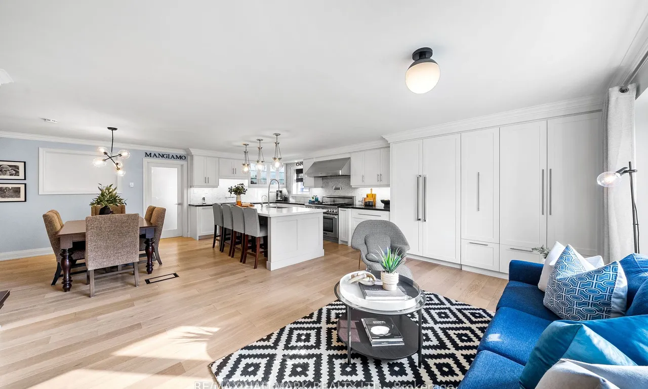 10 Greenyards Dr, Toronto, ON M2M 2R6