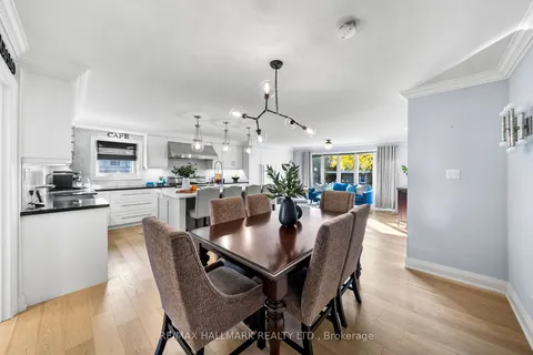 10 Greenyards Dr, Toronto, ON M2M 2R6