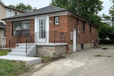 633 sheppard Ave, Toronto, ON M3H 2S3