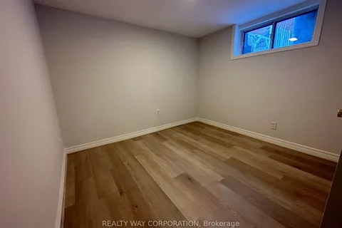 633 sheppard Ave, Toronto, ON M3H 2S3