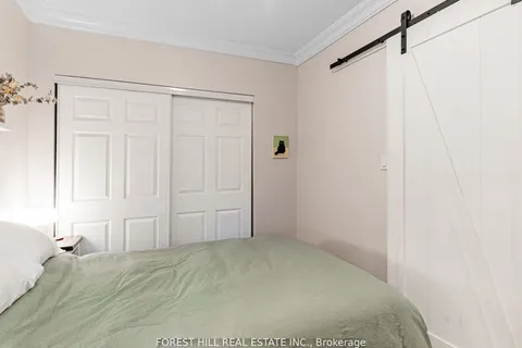 362 Northcliffe Blvd, Toronto, ON M6E 3L1