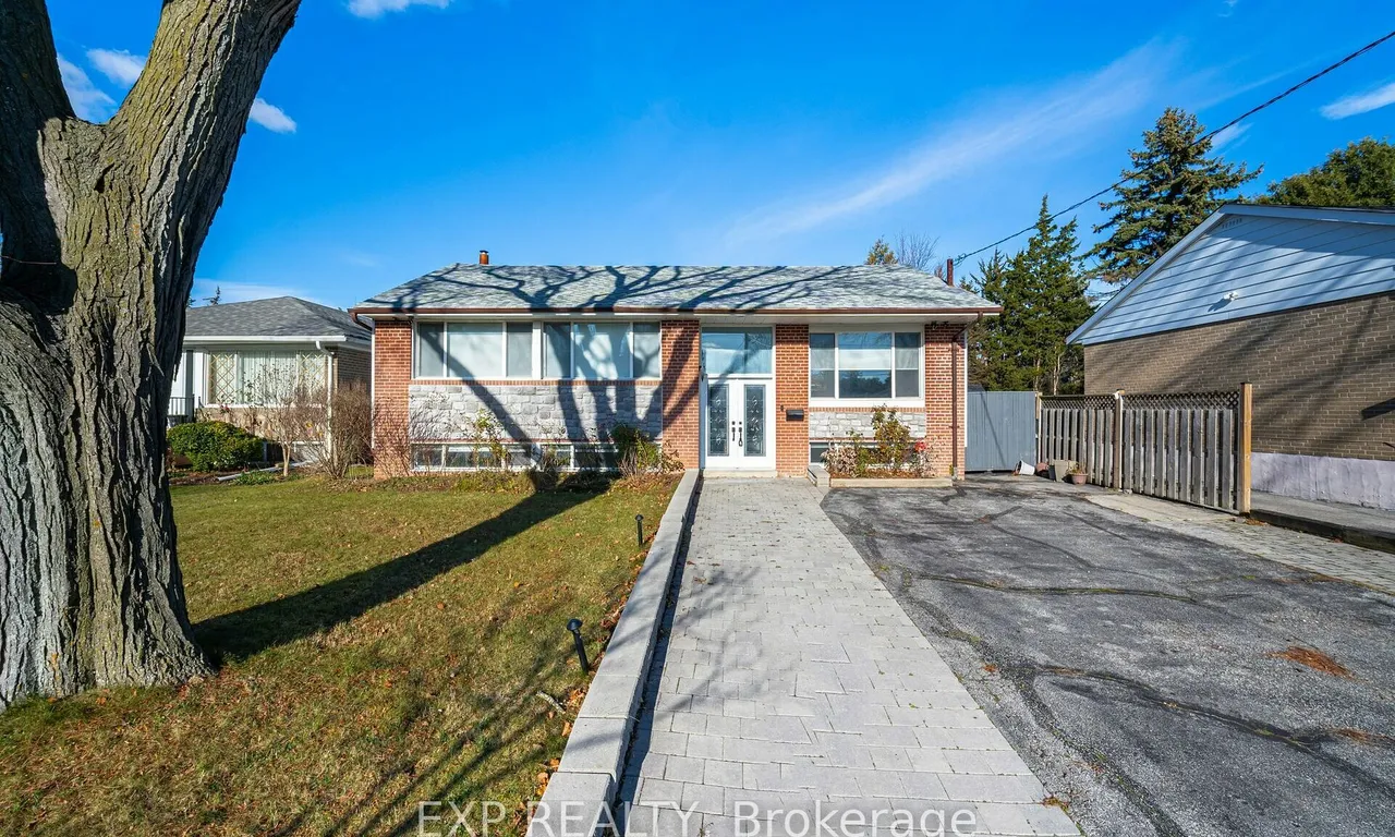 108 Lynedock Cres, Toronto, ON M3A 2B1