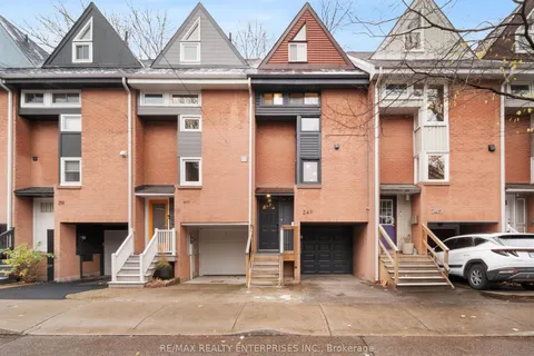 247 Ontario St, Toronto, ON M5A 2V6