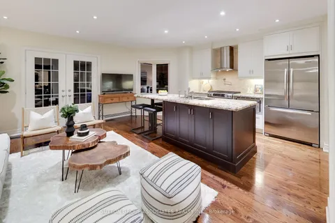 237 Arlington Ave, Toronto, ON M6C 2Z6