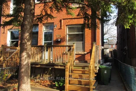 723 Manning Ave, Toronto, ON M6G 2W5