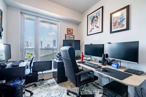 60 Tannery Road, Toronto, ON M5A 0S8