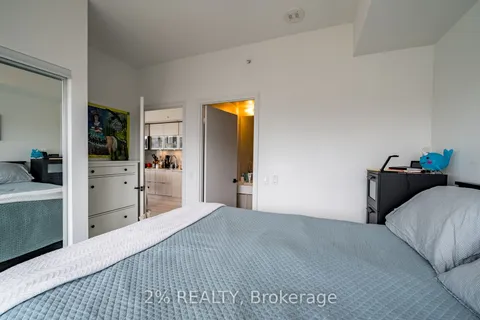 60 Tannery Road, Toronto, ON M5A 0S8