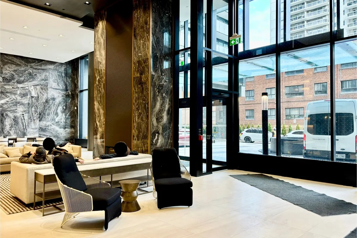 117 Broadway Avenue, ON M4P 1V3