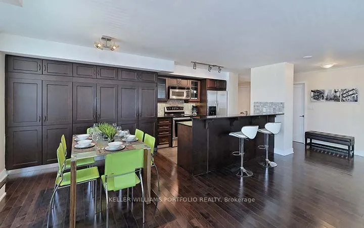 20 Blue Jays Way, ON M5V 3W6