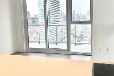 15 Lower Jarvis Street, Toronto, ON M5E 1R7