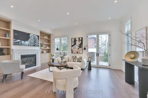 1 Le May Rd, Toronto, ON M4S 2X2