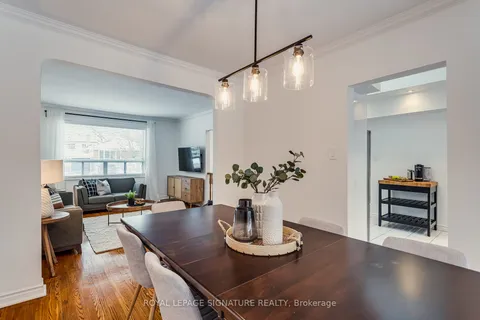 72 De Quincy Blvd, Toronto, ON M3H 1Y7