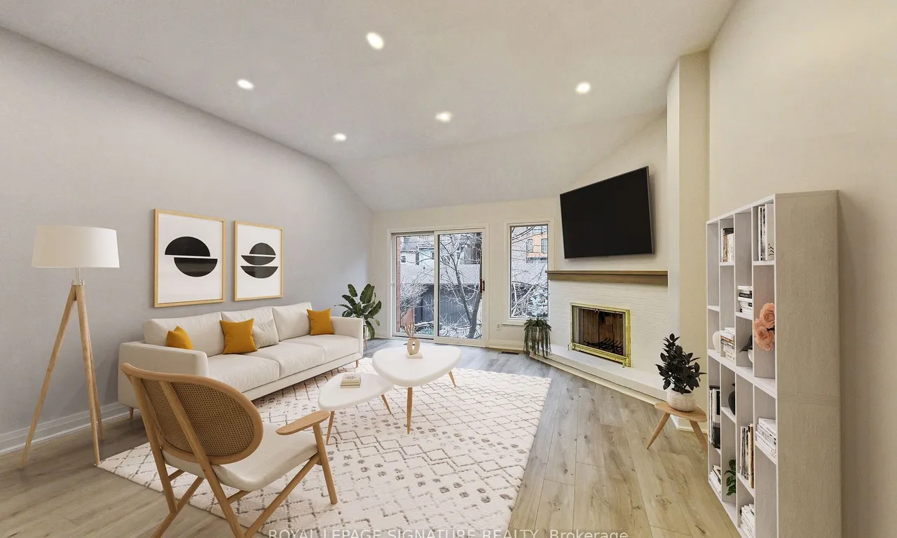 Att/Row/Twnhouse 3 bedroom 3 bathroom at 43 Gloucester St in Toronto - MLS# C11932113